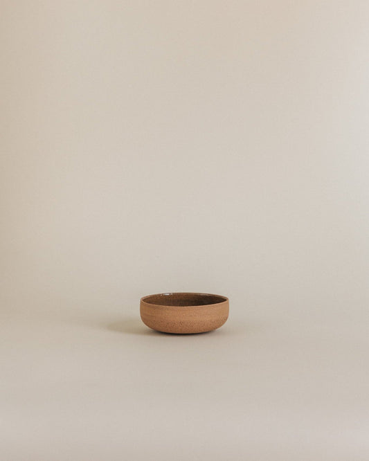 Tiny bowl in terra