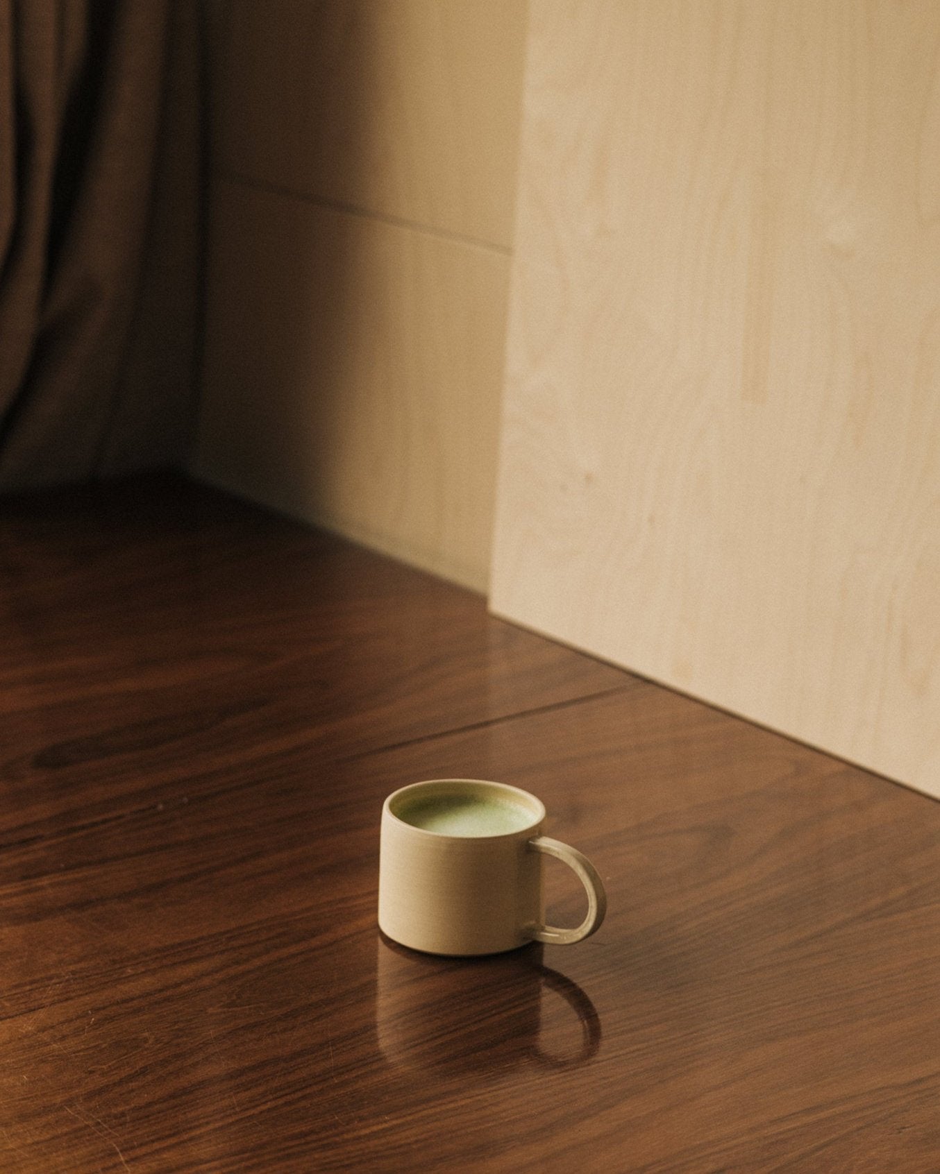 Simple mug in clay