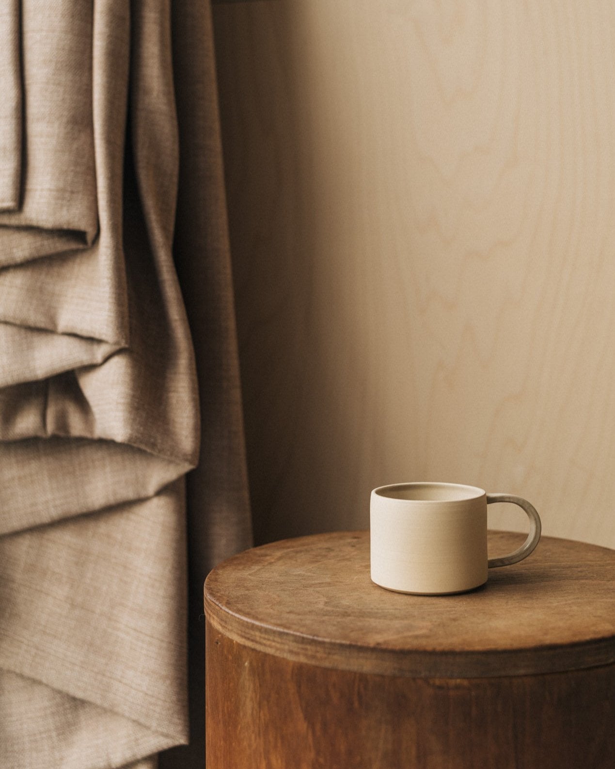 Simple mug in clay