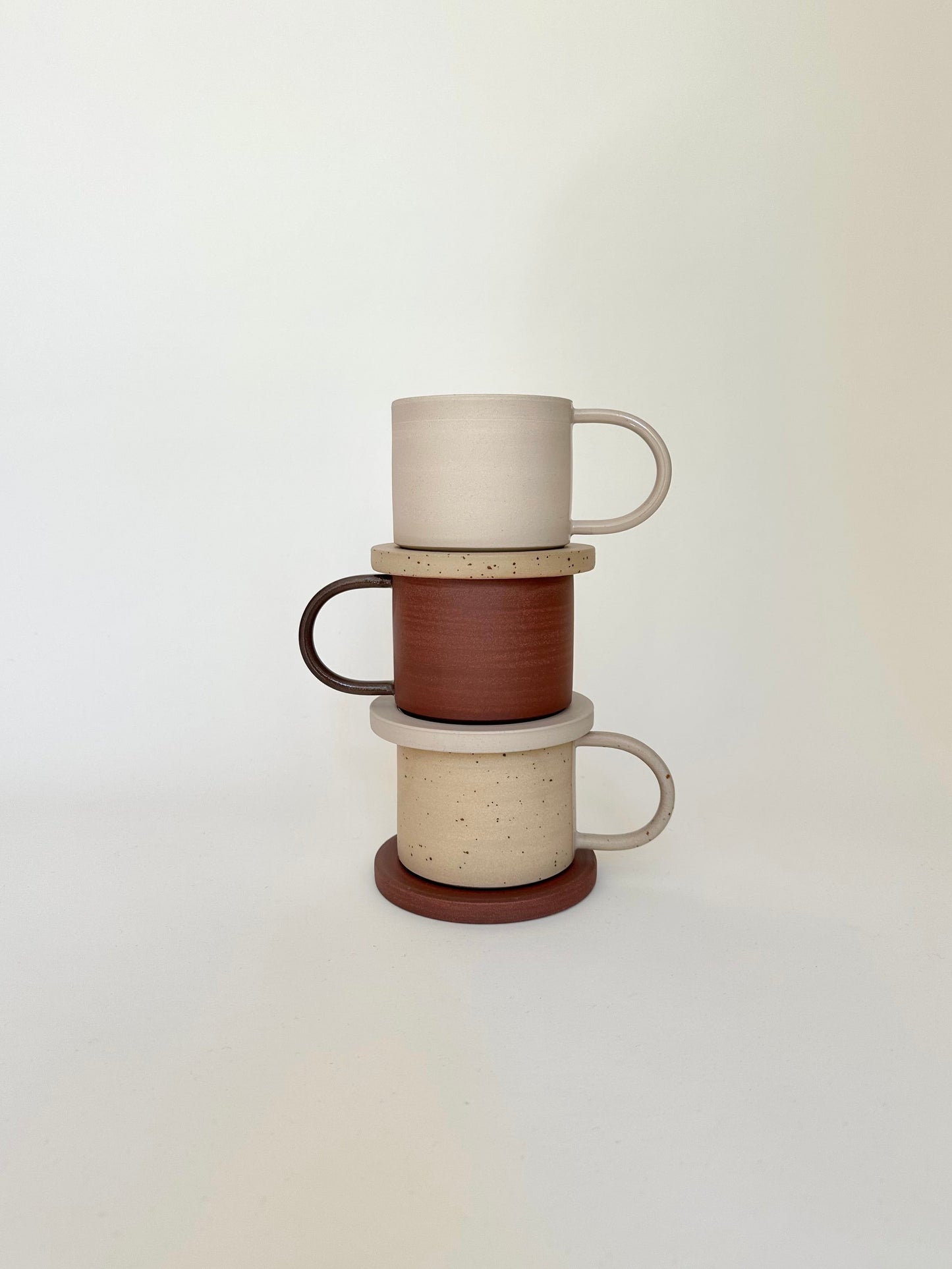 Simple mug in red