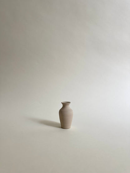 One of a kind vases in mini