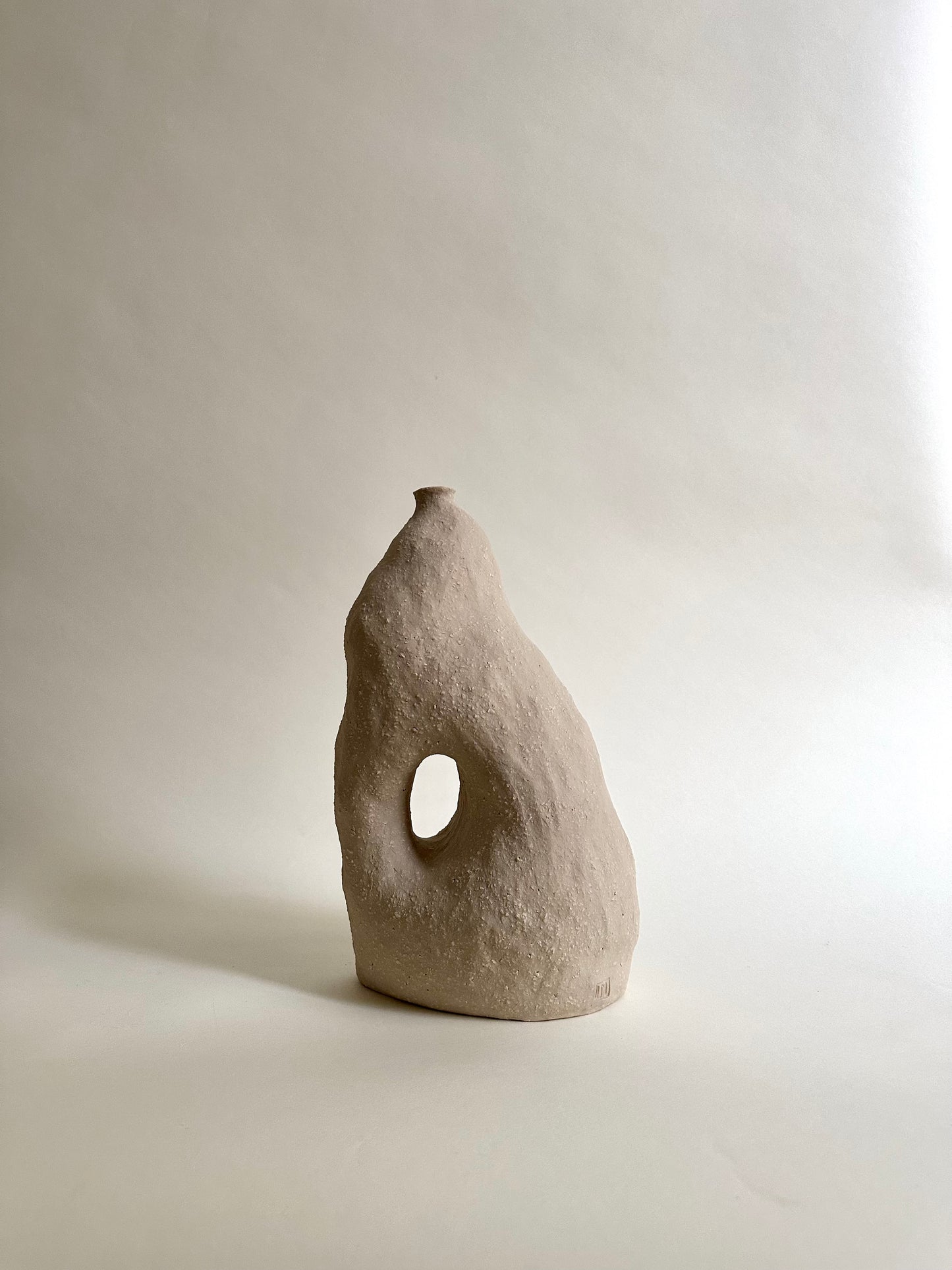 Handbuilt vase 03