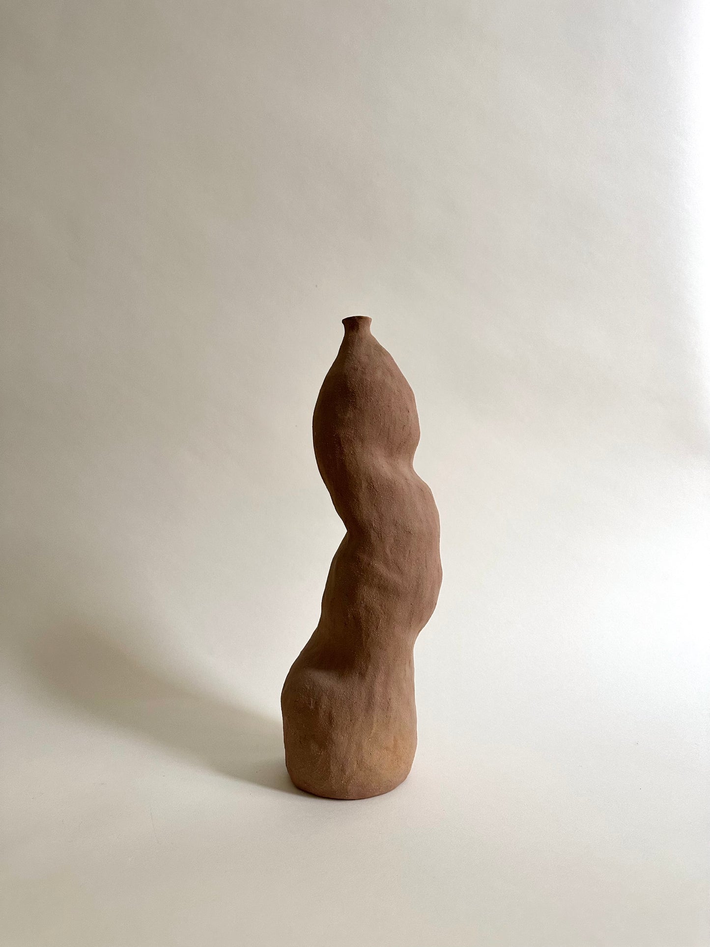 Handbuilt vase 02