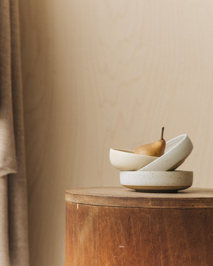 Tiny bowl in clay