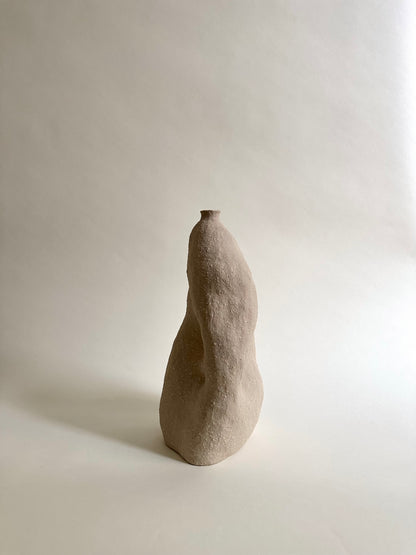 Handbuilt vase 03