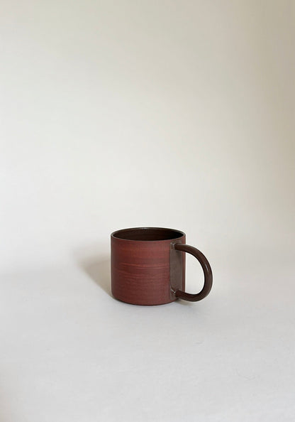Simple mug in red