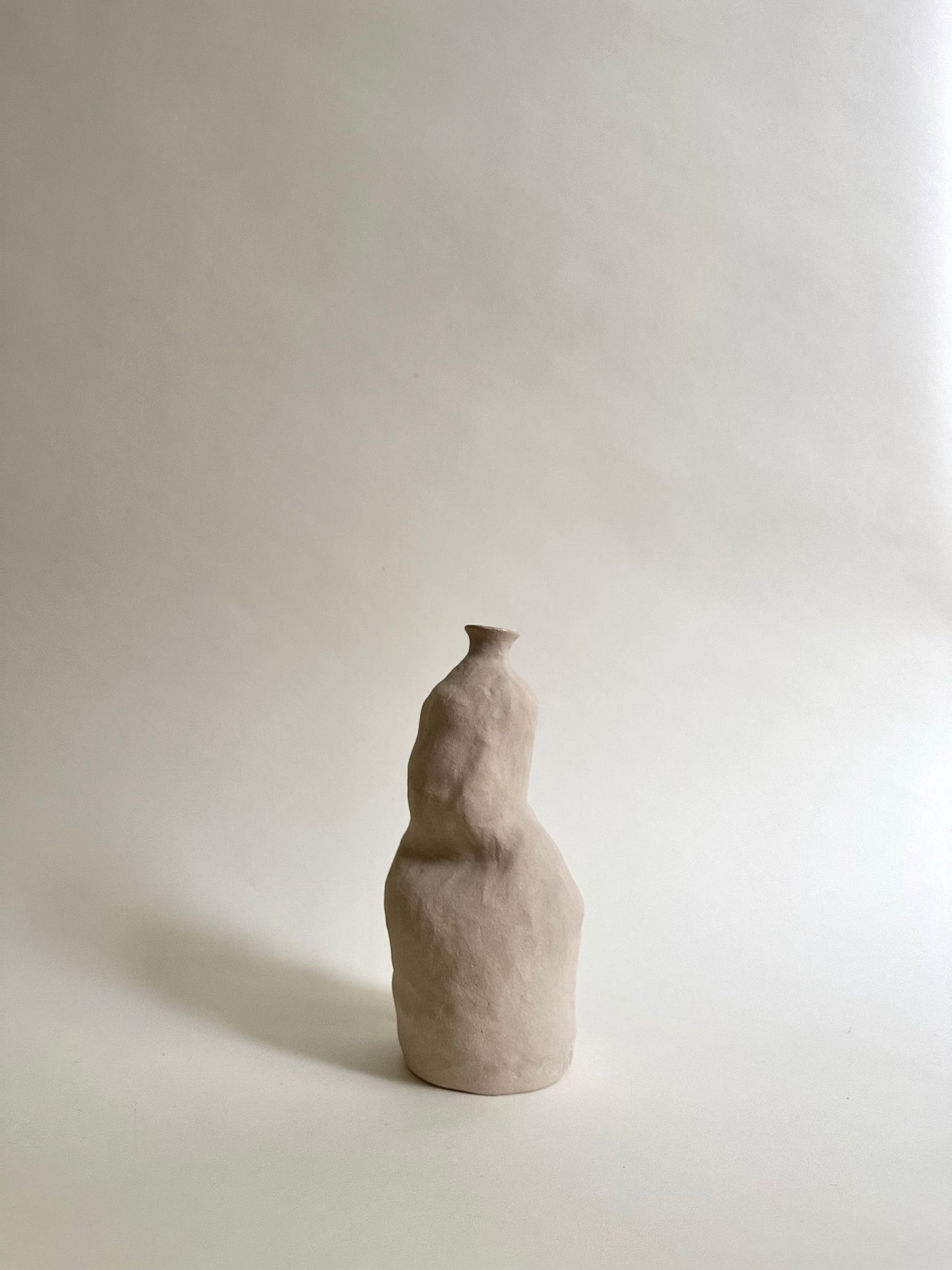 Handbuilt vase 04