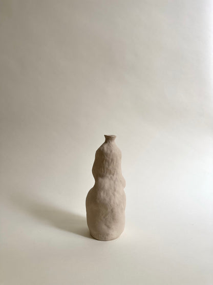 Handbuilt vase 04