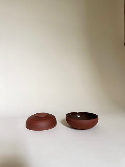 Tiny bowl in red