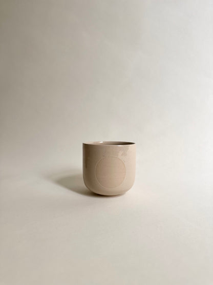 Circle cup in clay