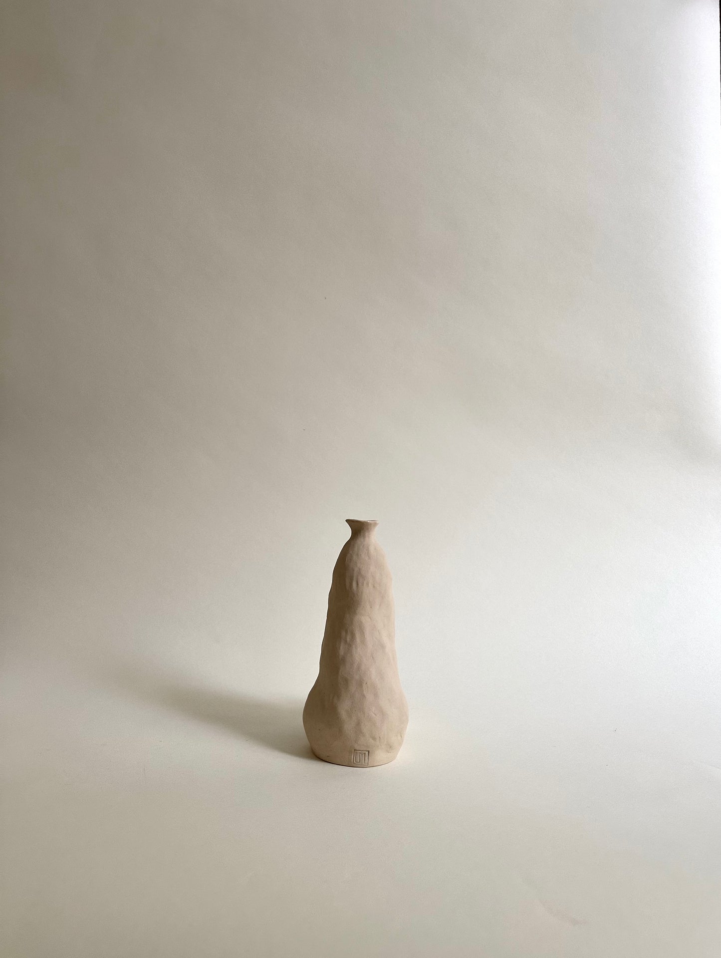 Handbuilt vase 05