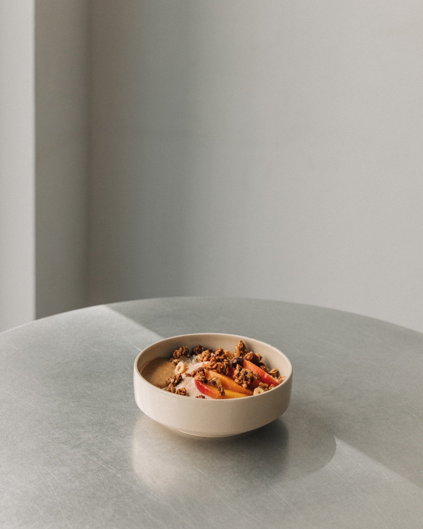 Dessert bowl in clay
